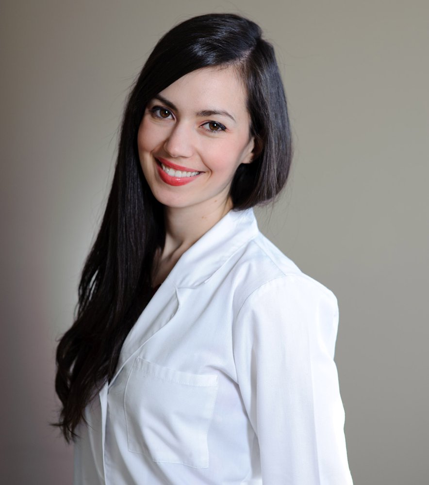Dr Sara Bayou